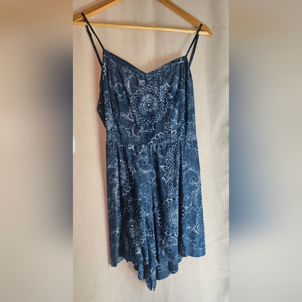 American Eagle Outfitters Navy Floral Romper